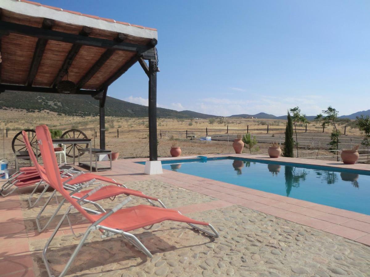 C.Rural Huertadeltiocruz Guest House Mestanza Bagian luar foto