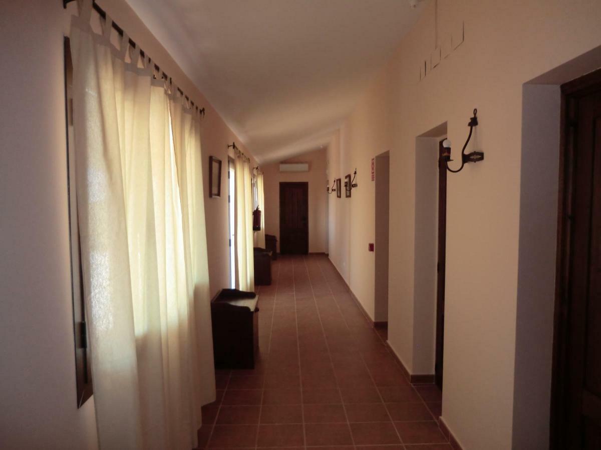 C.Rural Huertadeltiocruz Guest House Mestanza Bagian luar foto