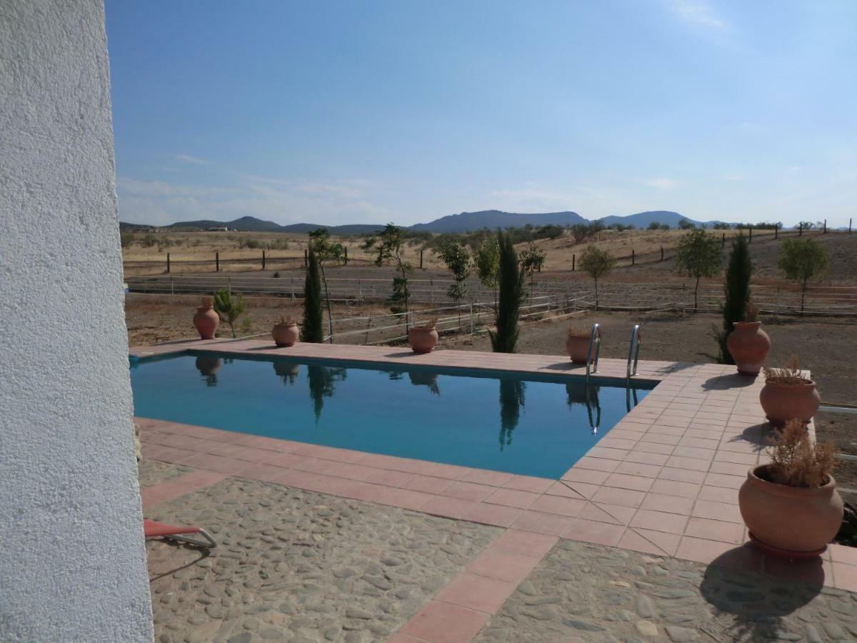 C.Rural Huertadeltiocruz Guest House Mestanza Bagian luar foto